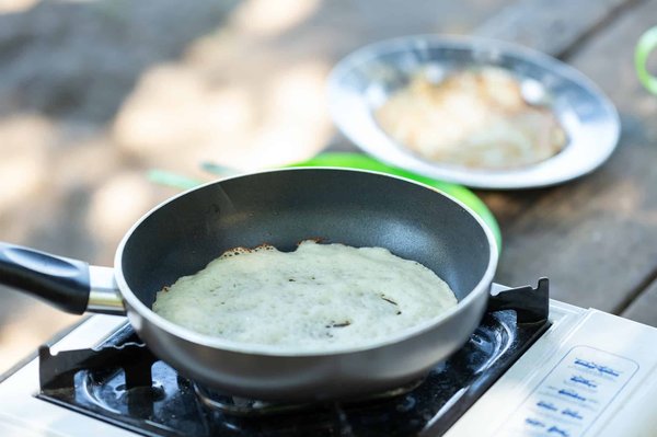 Poêle : guide d'achat pour choisir celle qui convient mieux pour un repas sain