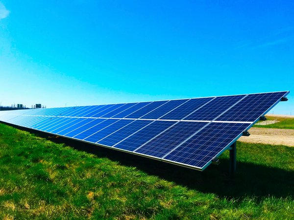 Comment les entreprises peuvent-elles exploiter l'énergie solaire pour optimiser leur rentabilité ?