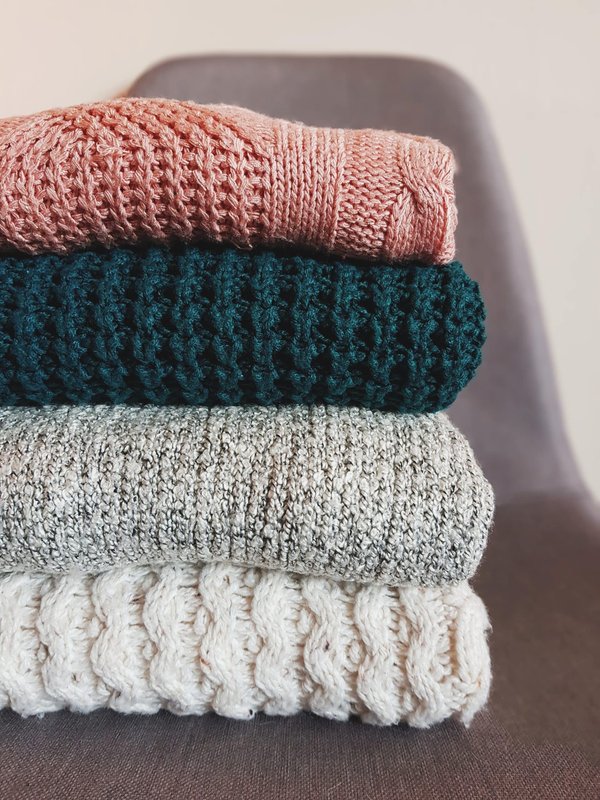 Le plaid grosse maille, l'indispensable pour un intérieur cocooning