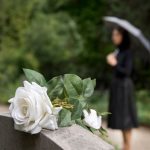 Ornements funéraires : comment rendre hommage avec élégance ?